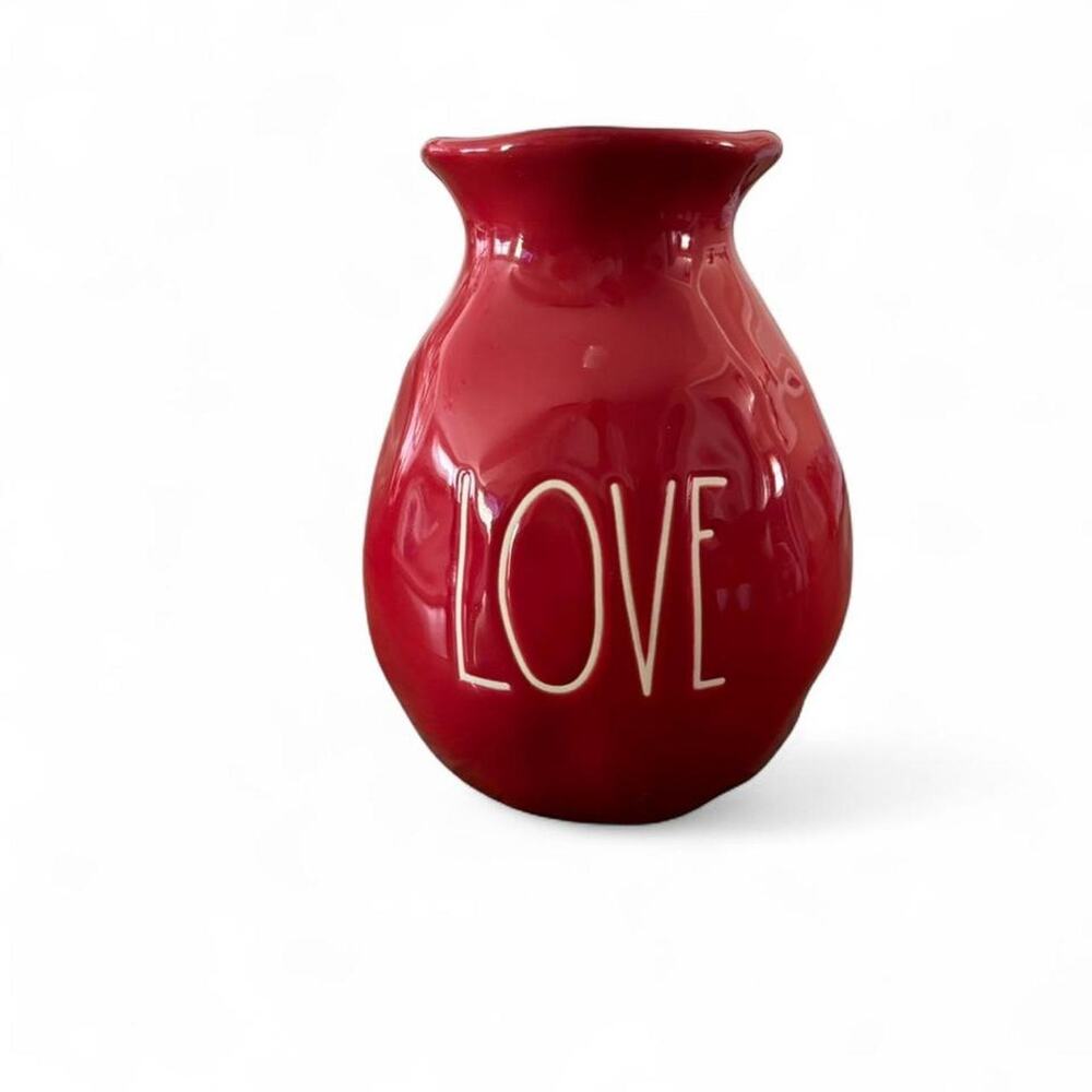 Rae dunn red love vase like new condition